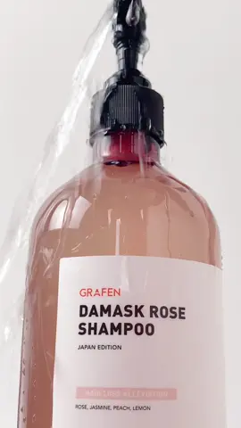 DAMASK ROSE SHAMPOO! SMELLS GOOD & CONTAIN DAMASK ROSE OIL🌹❤️✨#fyp #fypage #fypシ゚viral #haircareroutine #haircaretutorial #grafen  #hairbeauty #grafenmalaysia  #thankyoutiktok #thankyousupport #produkviral #produkviraltiktok #produkviraltiktokshop#rwyfb 