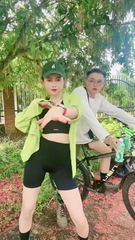 A hết yêu tôi rồi 😒@CHÍ THÀNH 