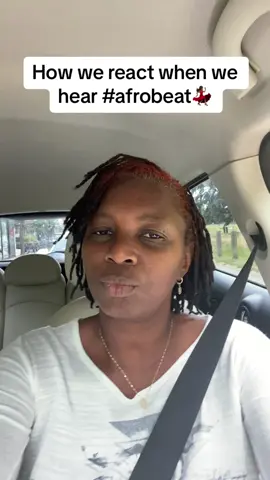 The #afrobeat effect. #havingalaugh #havingalaughontiktok #fypシ゚viral #olderwomen #olderwiser 💕💕🎤🎶