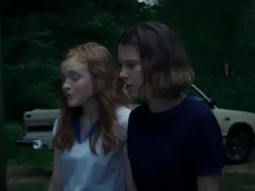 lindas fias#fy #viral #fyp #strangerthings #maxmayfield #janehopper #strangerthings #fundo #fundodefrases 
