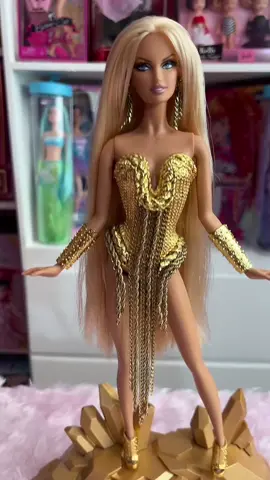 Respuesta a @Rob  barbie the blonds blond gold @Barbie Movie @barbie  #barbie #barbiegirl #barbiedoll #barbiestyle #Barbiemonstro #barbier #barbiecollector #barbiere #barbiemuslimah #barbies #barbiegram #barbiecute #barbieworld #barbiefashionista #barbiemom #barbielife #Barbiedolls #barbieswink #barbielook #barbiefashion #barbiephotography #barbiecollection #barbieri #barbiepink #barbiemadetomove #barbiephoto #barbielover #barbiedance #barbiedreamhouse #barbietheblonds 