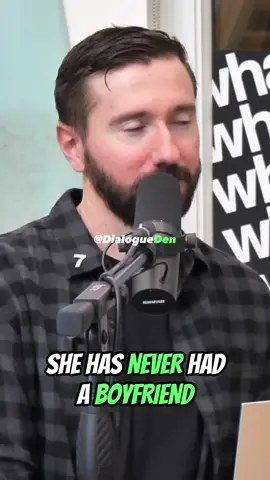 SHE HAS NEVER HAD A BOYFRIEND BUT HAS GUYS IN THE FRIENDZONE #whatever #whateverpod #whateverpodcast #whateverpodcastclips #datingpodcast