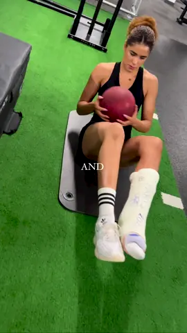 “To adapt, is to move forward” - You can’t control life but you can control your effort and ability to adapt to change! I’m adapting to my new life post achillies rupture 😌 Posting ny recovery and tips I pick up along the way 🥰#roadtoparis2024  #achilliesrupture #achilliesrehab #injury #injuryrecovery #trackandfield #castlife #footinjury 
