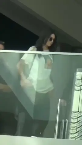 #kendalljenner #imaginejohnlennon 