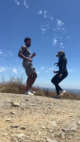morning hike vibes 🫶🏾😂 #blacklove #couple #couplegoals #blackcouple #couplelove 
