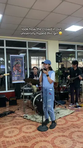 get yourself supportive gals like them in your college life 👌💯 #studentlife #college #angelite #viral #foryou #holyangeluniversity 