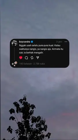 ga papa ko menangis, barangkali itu bisa membuatmu jadi lebih lega#katakata #tweets #foryou #fypシ #sky #viraltiktok #sadvibes #sedih #fyp #sad 