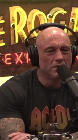 Is this actually true? #joeroganpodcast #joerogan #podcast #dinosaur #urine 