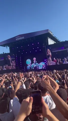THE BOYS’ ANTHEM PRESENTED BY THE MUNCHES THEMSELVES‼️ @ice spice @😘🙈☺️ #wireless #wirelessfestival #shiestybros #cityboys #hoodville #icespice #pinkpantheress 