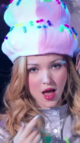 Brain freeze! Froyo fans, it's time to listen to your anthem 🍦