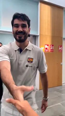 🎥 Les premières images de Gündoğan sous les couleurs du FC Barcelone  #SportsTikTok #Football #FCBarcelona 