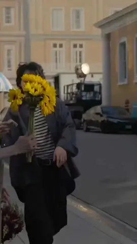pov: Jungkook bought a sunflower bouquet for you #jungkook #sevendaysaweek #fyp