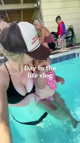 Little saturday vlog with my bestie 🫶🏻  #fyp #foryou #OOTD #ootdbaby #momanddaughter #dayinmylife #dayinthelife #Vlog #morningroutine #momanddaughterootd #MomsofTikTok #momtok #babytok #babygirl #grwm