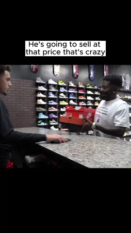 He's going to sell at that price that's crazy #foryou  #sneakers  #sneakerhead  #trending  #ramitheicon  #viral  #yeezy  #jordan  #nike #fypシ゚viral