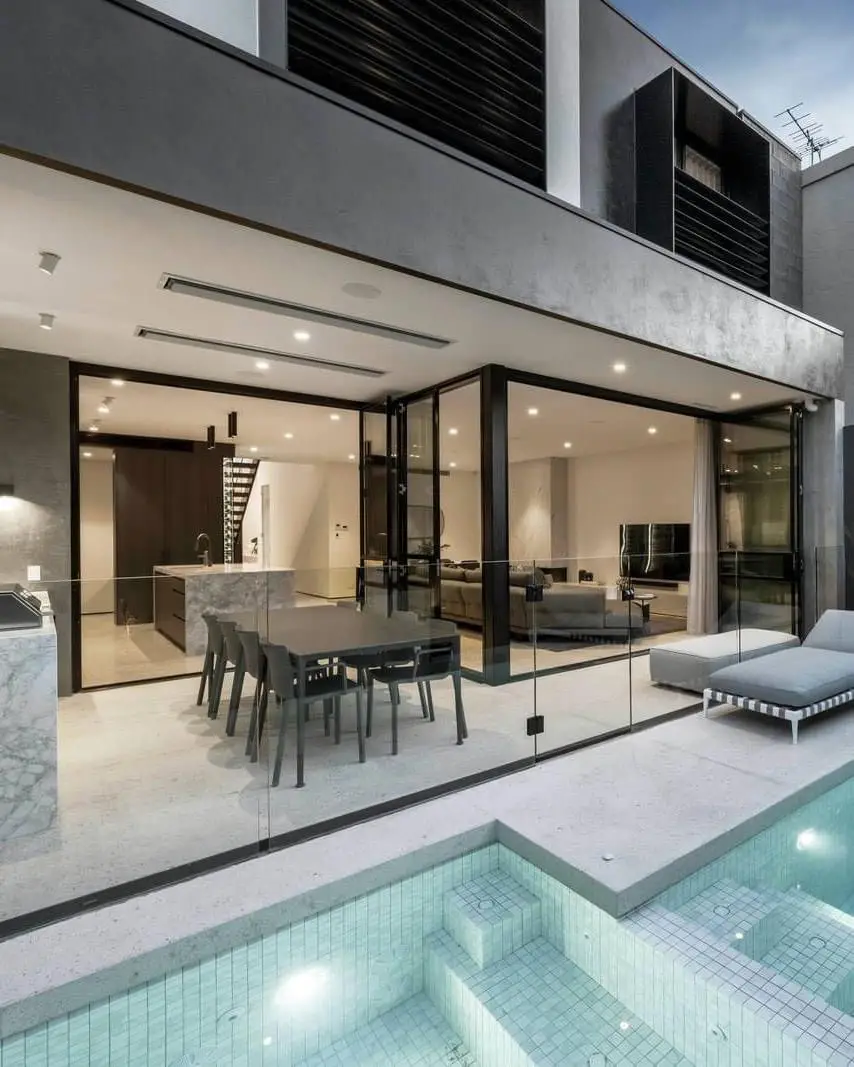 Currently on the market - 63 Lang Street, South Yarra $4,700,000 - $5,170,000 #MELBOURNEHOUSESPOTTERS 