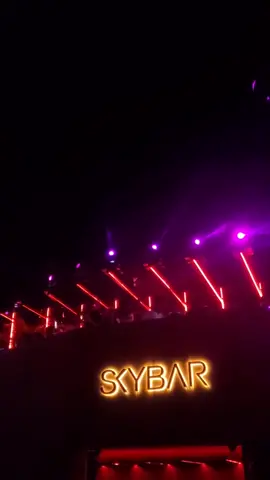 My favorite party place is back 💃🏻📍Skybar, Beirut #skybar #explore #nightlife #beirut #اكسبلور #بيروت #party 