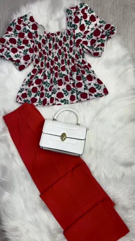 Axtardığınız geyimlər @stylepark.az-da Ünvan: Xırdalan şəhər, Mehdi Hüseynzadə küçəsi (Fulla Moda ilə üzbəüz) Əlaqə: 055 300 39 39, Direct Çatdırılma xidmətimiz var Адрес: Хырдалан, улица Мехти Гусейнзаде (напротив Фулла Мода) Контакт: 0553003939, Директ Есть служба доставки #keşfet #kesfetteyiz #kesfettengelenler #qadıngeyim #keşfetdeöneçıkar #azerbaycan #xirdalan #dəstgeyim 
