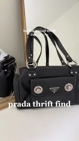 I love good thrift finds they make your day 10000x better 🥹🌟🤍🫧💋 #thrift #thriftfind #thrifting #thriftedprada #prada