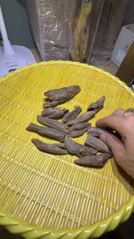Hàng củ nghe âm thanh thích thật