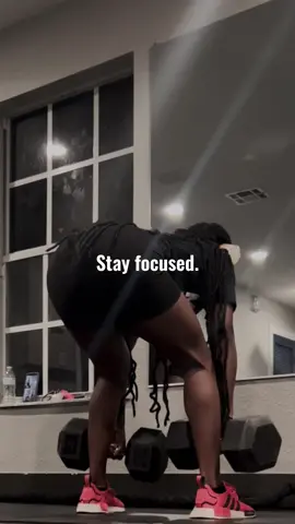 been in the gym trying to build a dumpy but i can’t eat enough😭😭 ima start stuffing my body😍 #GymTok #gymgirl #gymgirlsoftiktok #rdls #glutegrowth #gymgirltiktok #gymlover #gluteworkout #buildadumptruck #dumptrucktiktok 