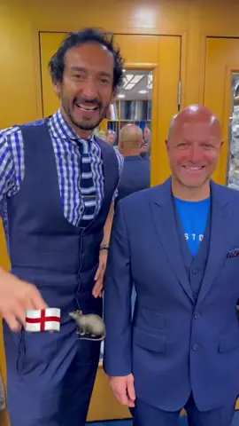 #samsmodel  STACKED IN MY #signaturedetails  🎁 #giftwrapped  IN MY #4dfit  #roshanmelwani  #roshanmelwanicouture  #samstailor  #suitwhisperer  #bespokesuits  #hongkong  #hellohongkong  #tiktoktailor  #hongkongtiktok