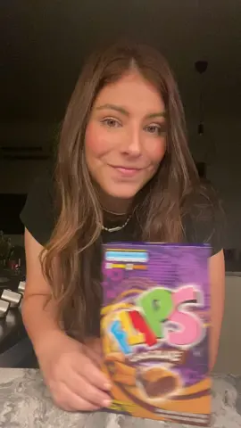 Flips de chocolate ASMR - Los encontré en El Nacional ✨ #food #foodporn #Foodie #FoodTok #foodasmr #foodtiktok #veneuzelanasmr #flips #flipsdechocolate #areaflips #venezuela #venezuelanfood #FoodLover #cereal #cerealtok #cerealasmr 