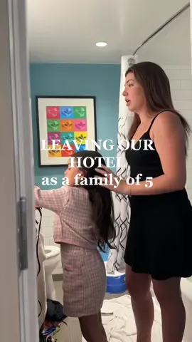 First night on vacation getting ready to leave as a family of 5🫶🏼✨ We had 30 mins! #familyof5 #girlmom #momofthree #milenialmom #getreadywithus #getreadywithme #grwm #viral #fyp #foryou #vacationvlog #afternoonvlog #nightroutine #realisticmomlife #datenightvlog 