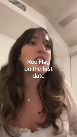 i didnt actually ask him if he was proud of that but still… committing to that many people and just leaving each semster like the seasons? LIKE #relationships #storytime #redflag #dating #datingapps #tinder #hinge 