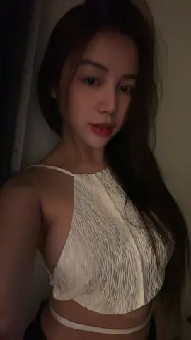 khong ai lam minh vui thi minh tu lam minh vui okay? 💞