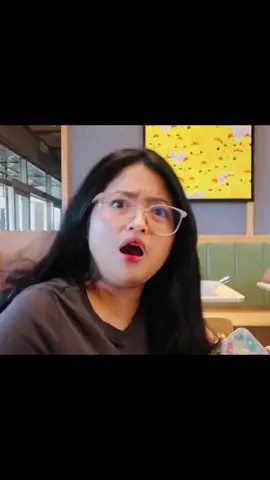 Orangnya di Thailand Tapi namanya selalu di sebut 🤣@Laras Gartiana @Noe Row @Rezart ID #noerow #larasgartiana #nowers #noelaras #foryou 