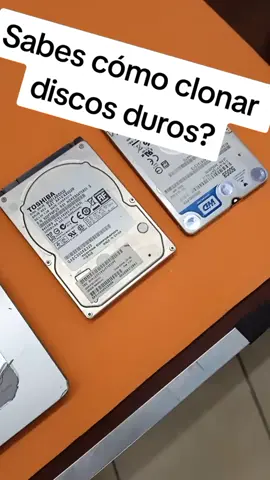 Hoy te voy a enseñar como clonar discos duros. Es muy útil cuando necesitas hacer un respaldo de información de toda tu computadora. Recuerda darle like y suscríbirte para seguir aprendiendo trucos y hacks de computación y tecnología.  #reparaciondecomputadoras #reparacion #fix #discoduro  #westerndigital #seguridadinformatica #recuperaciondeinformacion 