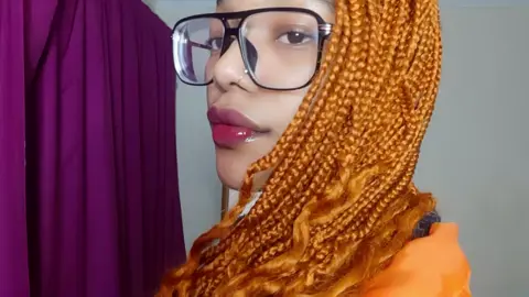 haii sorry mara lepona mo tlhogong is not the one for me.💀 nna ke rata go dlala ka moriri and like run my fingers through it and shit. s/o to the gents with hair. nna kale like'a. to that one 