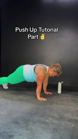 Push Up Tutorial part ✌️ #pushups #plussizetrainer 