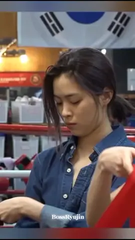 Boxer Ryujin y'all🥊 reminds me of Han Seo Hee in the movie My Name🔥 #ryujin #killmydoubtitzy