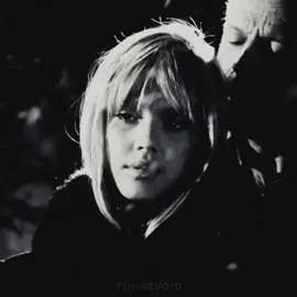 jessica alba is such an icon. #jessicaalba #sincity #tunasvoid 