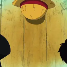 at this time he tought he lost all his brothers #onepiece#luffy#ace#sabo#asl#brothers#loss#sad#death#lala#lalalalalala#grief#disbelief#denial#strawhats#luffyonepiece#luffyedit#ASL#acesaboluffy#best#edit#anime#bestanime#bestedit#animeedit#recommendations#animerecommendations#fyp#foryoupage#viral#foryou 