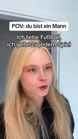Ich kenne nichts was mehr obsessed ist als Fußball Fans 👀 Gönnt Insta: marieejoan ♥️ #harrystyles #fußball #fangirl 