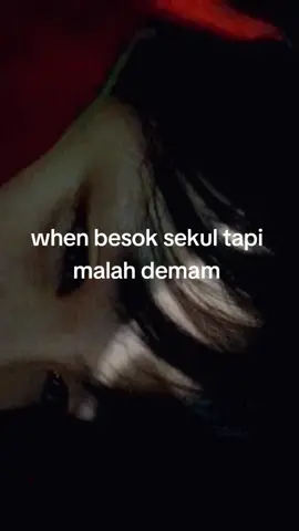 pusingg bangett gilaaa, maapkan ak kalo ga sekul karenach pala ak rasanya kayak mw pecahhh :))))