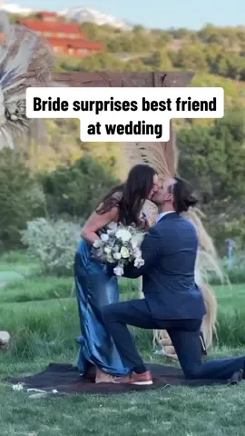 A moment to remember forever 🥹 (@HorseDentalChic) #weddingproposal #proposal #bouquettoss #surprise 