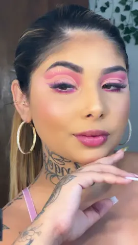 Make #barbiecore 💖 