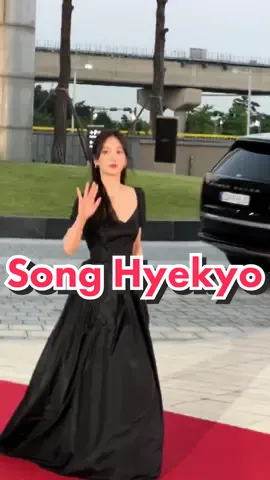 #청룡시리즈어워즈 #레드카펫 #BlueDragonSeriesAwards #SongHyeKyo  #송혜교 #TheGlory #더그로리 #DescendantsOfTheSun #태양의후예