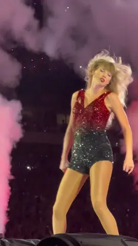 I cant believe its been two months since i was in the same room as Taylor Swift. #taylorswift #taylor #swifttok #tayloswifterastour #theerastour #erastour #phillynighttwo #swiftie #philly #june #iknewyouweretrouble #trouble #red 