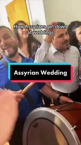 My favorite part 💃🏻 #assyriantiktok #assyrian #assyrians #assyrianwedding #dawoola #zorna #iraqi #syrian #lebanese #middleeastern #fyp 