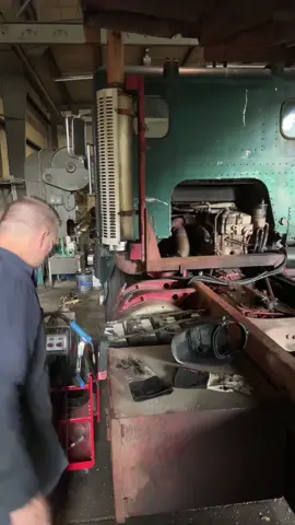 #gearman_93 #mechanic #dieselmechanic #truck #trucker #transmission #differential #clutch #welding 