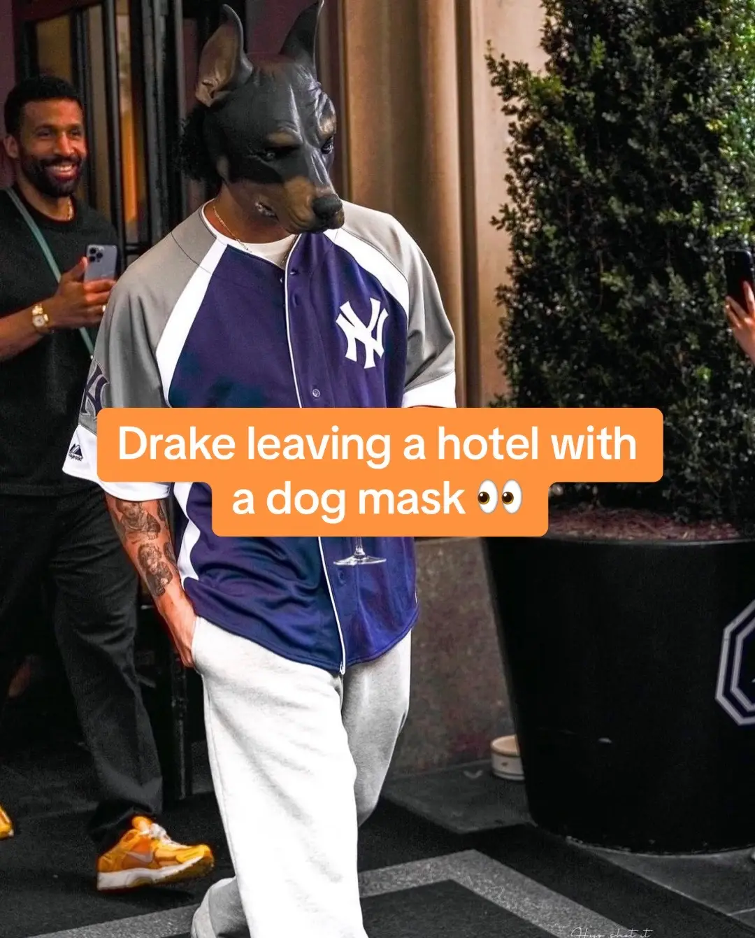 Why #Drake holding a wine glass filled with milk though 😭 Y’all ready for this new album dropping soon⁉️👀 #RapTV #drizzy #ovo #drakethetypeofguy 