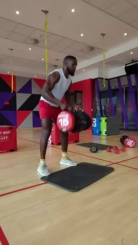 Fit With Futurelife®️ High Protein | Full Body - Episode 8 This is the eighth episode in our Fit with Futurelife High Protein series with Durban Personal Trainer, Mnqobi Kunene, who takes you through some full body exercises you can do to keep you fit and strong the Futurelife way.  This full body workout that can be done anywhere - but will need some equipment. Watch carefully to make sure your form is correct and then repeat the number of times as shown to complete 1 round, take a break and then repeat twice so you do 3 rounds in total. Finish off with a Futurelife High Protein Shake, available in an Easy To Drink Sachet or you can make one from our High Protein Smart Food.  Shop Futurelife High Protein Bars in our online store at www.futurelife.com