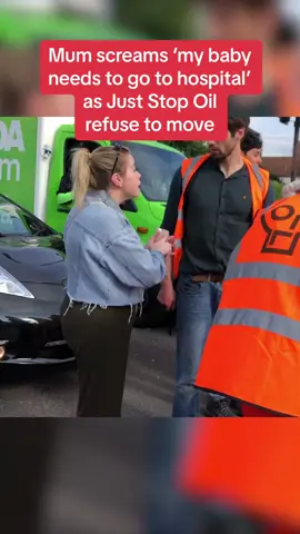 The group descended on London’s Westway this morning, holding up busy Brits 🎥: London News and Pictures #fyp #jso #juststopoil #london #hospital #baby #news #uk #foryoupage 