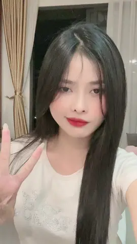Quay đàng hoàng òy nè. Mn tim i 😗