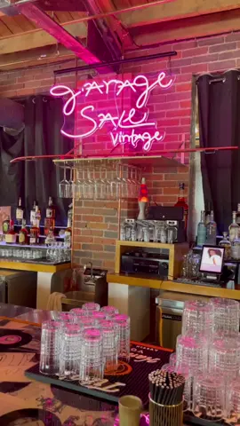 Our new East Nashville location is SO GOOD 👏🤠 #garagesalevintagenashville #eastnashville #nashvillebars #thingstodoinnashville #garagesalevintage #vintagefashion 