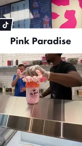 Looking for things to do in Miami… get a #milkshake from #theyardmilkshakebar . The #whippedcream is optional. #miami #miamibeach #florida #southflorida #viral #sharktank #icecream 